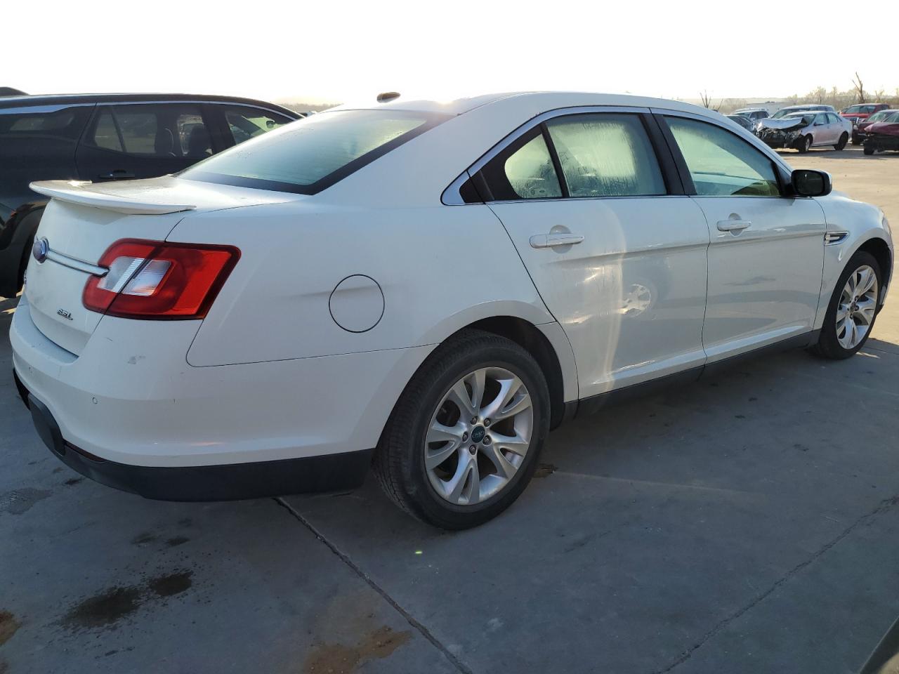 Obraz 3 z 2010 FORD TAURUS SEL 2010 z VIN 1FAHP2EW5AG113433