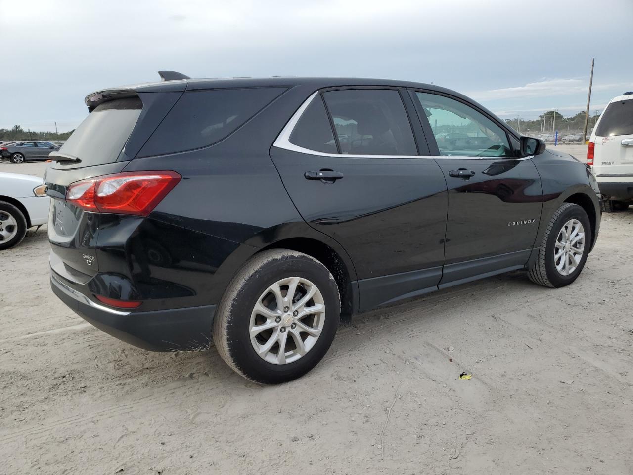 Изображение 3 2019 CHEVROLET EQUINOX LT 2019 с VIN 2GNAXKEV0K6202550