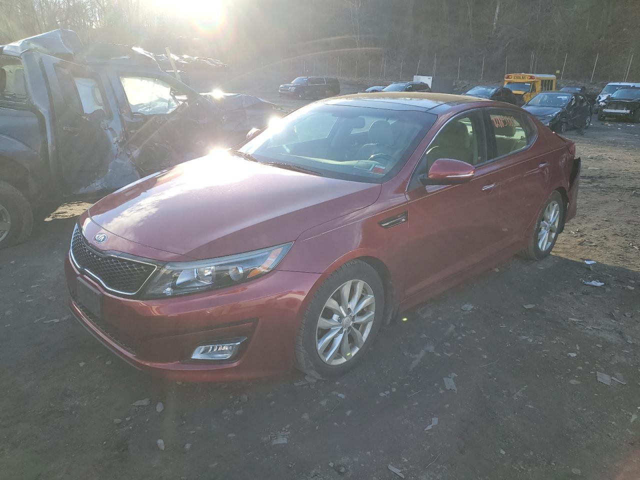Image 1 of 2015 KIA OPTIMA EX 2015 with VIN 5XXGN4A71FG375437