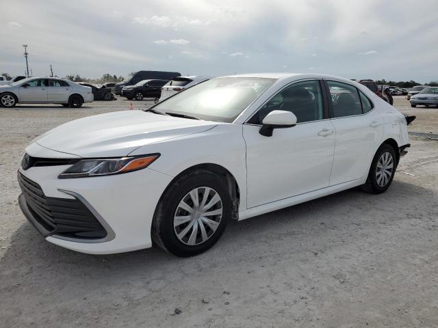 Image 1 of 2022 TOYOTA CAMRY LE 2022 with VIN 4T1C31AK4NU574283