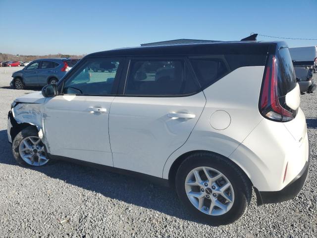 Image 2 of 2023 KIA SOUL LX 2023 with VIN KNDJ23AU1P7199241