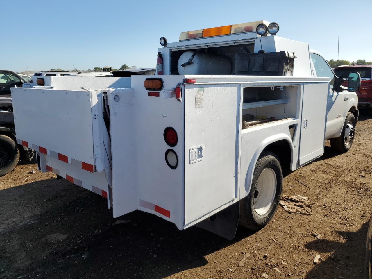 Image 3 of 2007 FORD F350 SUPER DUTY 2007 with VIN 1FDWF36P47EB43136