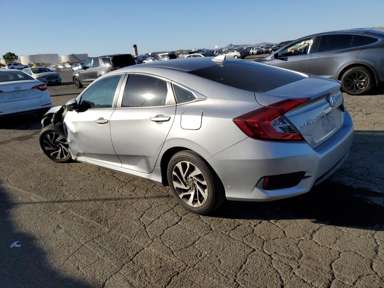 Изображение 2 2017 HONDA CIVIC EX 2017 с VIN 19XFC2F73HE220978