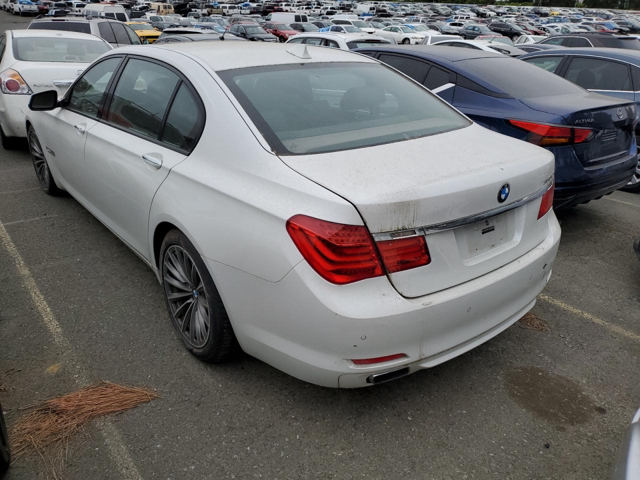 Obraz 2 z 2009 BMW 750 LI 2009 z VIN WBAKB83549CY60694