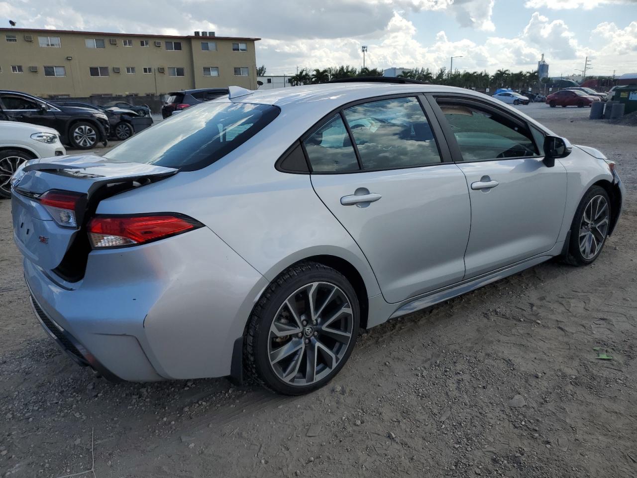 Image 3 of 2021 TOYOTA COROLLA SE 2021 with VIN 5YFP4MCE2MP085792