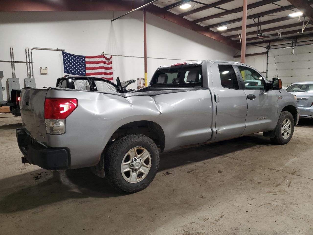 Image 3 of 2008 TOYOTA TUNDRA DOUBLE CAB 2008 with VIN 5TFCV54138X007798