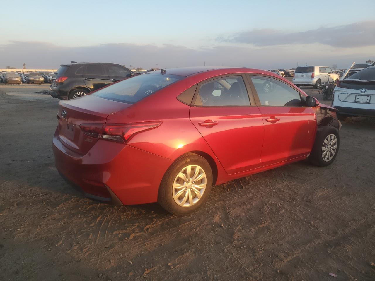 Image 3 of 2019 HYUNDAI ACCENT SE 2019 with VIN 3KPC24A35KE040995