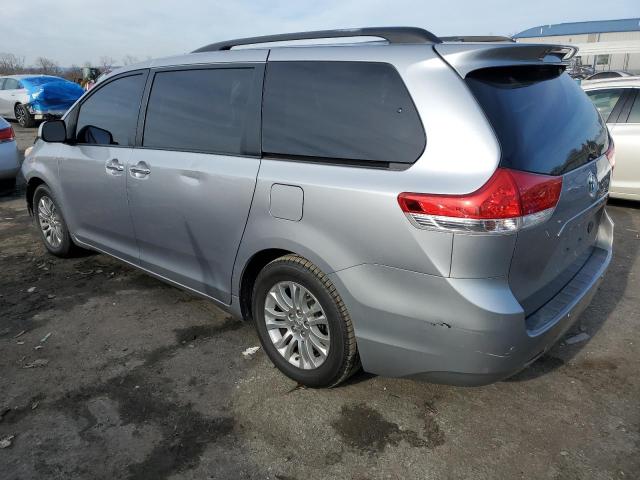 Image 2 of 2011 TOYOTA SIENNA XLE 2011 with VIN 5TDYK3DC9BS007046