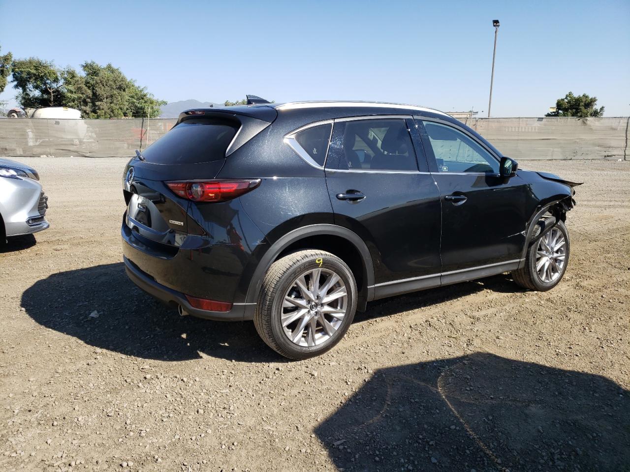 Изображение 3 2020 MAZDA CX-5 GRAND TOURING 2020 с VIN JM3KFADM5L0833251
