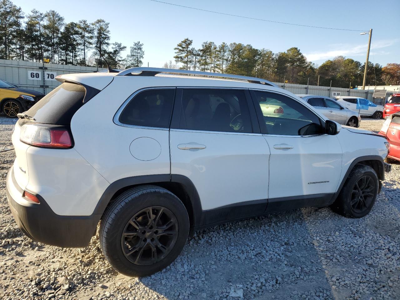Изображение 3 2019 JEEP CHEROKEE LATITUDE 2019 с VIN 1C4PJLCB8KD178468