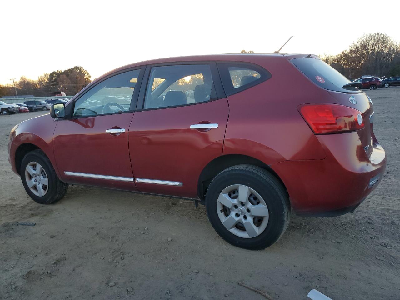Изображение 2 2015 NISSAN ROGUE SELECT S 2015 с VIN JN8AS5MV6FW257482