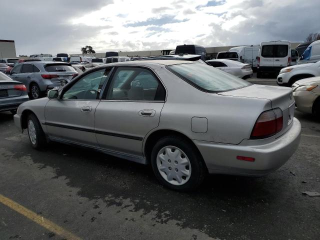 Изображение 2 1996 HONDA ACCORD LX 1996 с VIN 1HGCD5633TA035017
