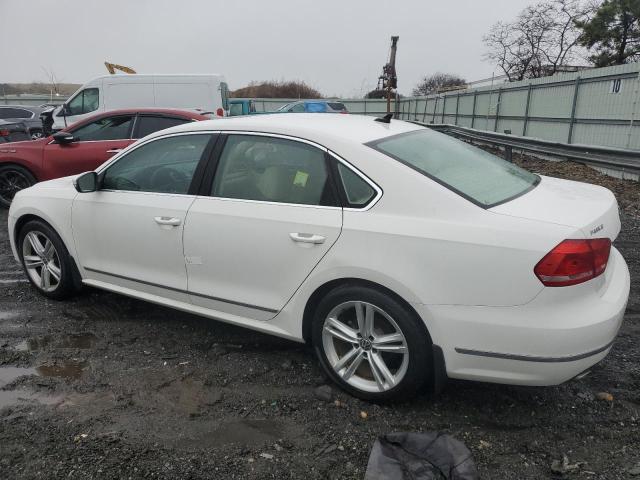 Image 2 of 2015 VOLKSWAGEN PASSAT SE 2015 with VIN 1VWBT7A31FC108570