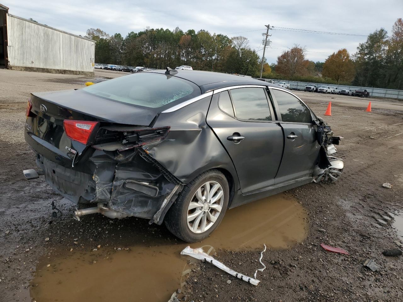 Image 3 of 2015 KIA OPTIMA EX 2015 with VIN 5XXGN4A77FG424558