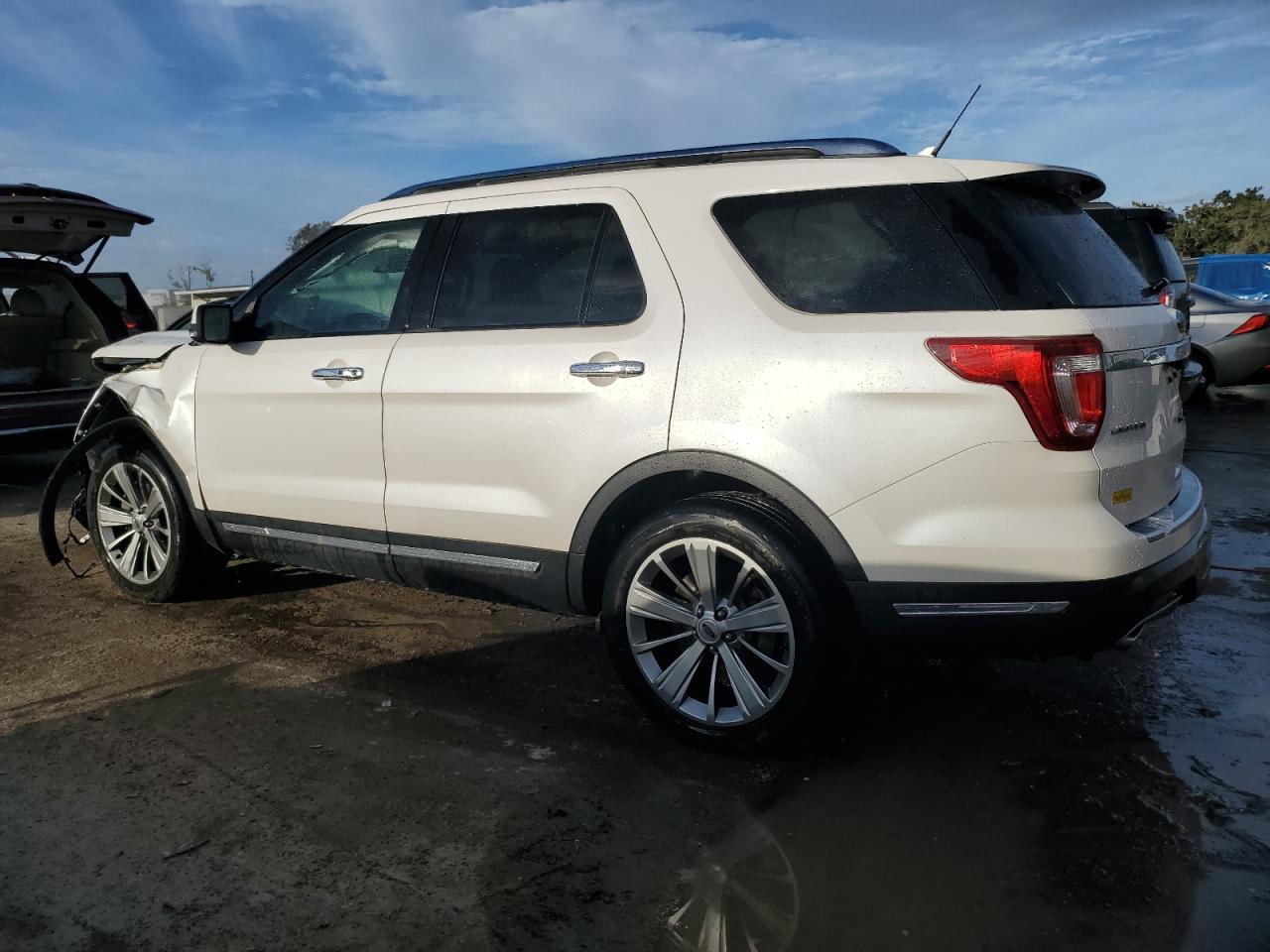 Obraz 2 z 2018 FORD EXPLORER LIMITED 2018 z VIN 1FM5K7F89JGB15044
