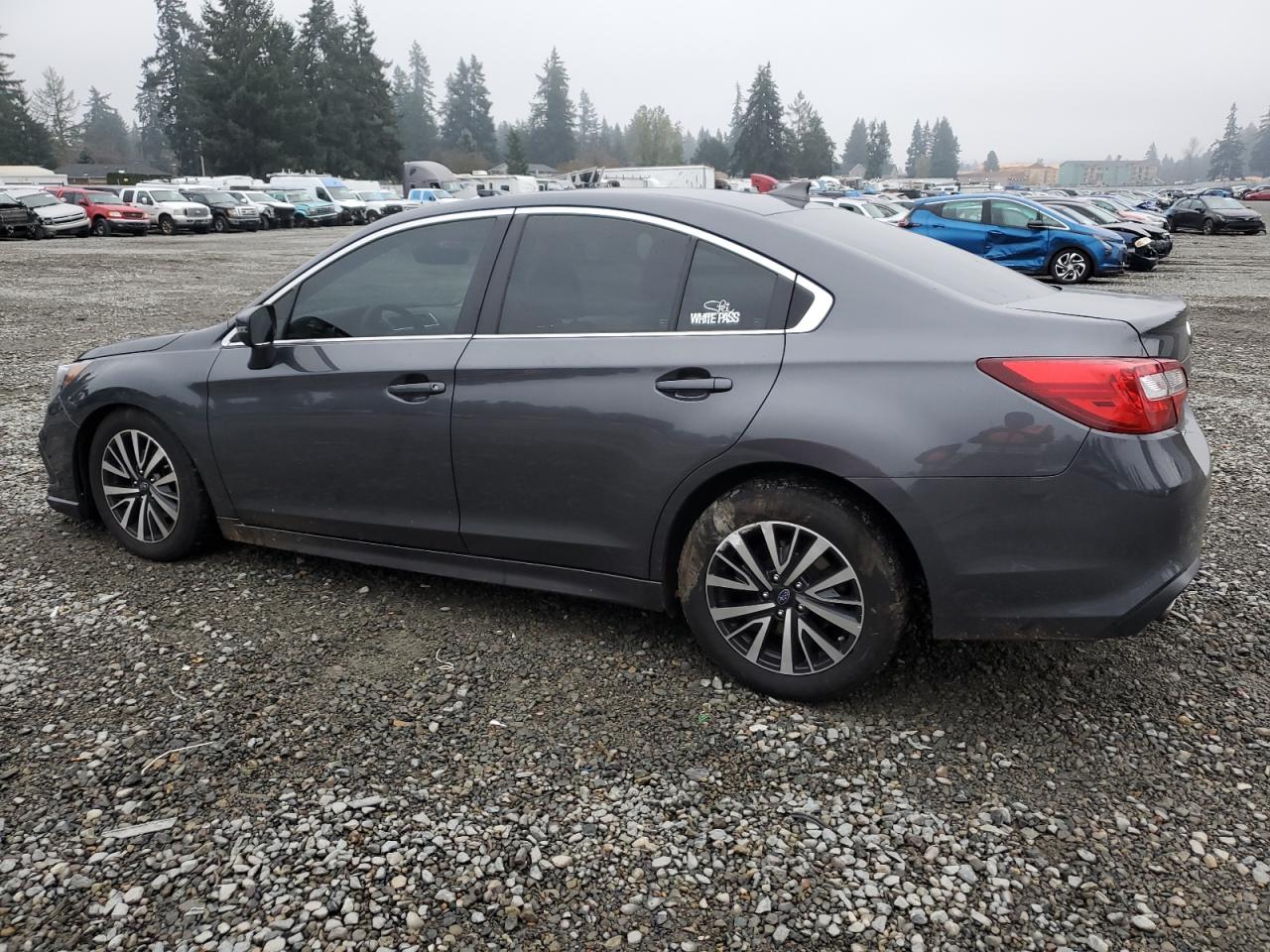 Изображение 2 2018 SUBARU LEGACY 2.5I PREMIUM 2018 с VIN 4S3BNAF69J3011350