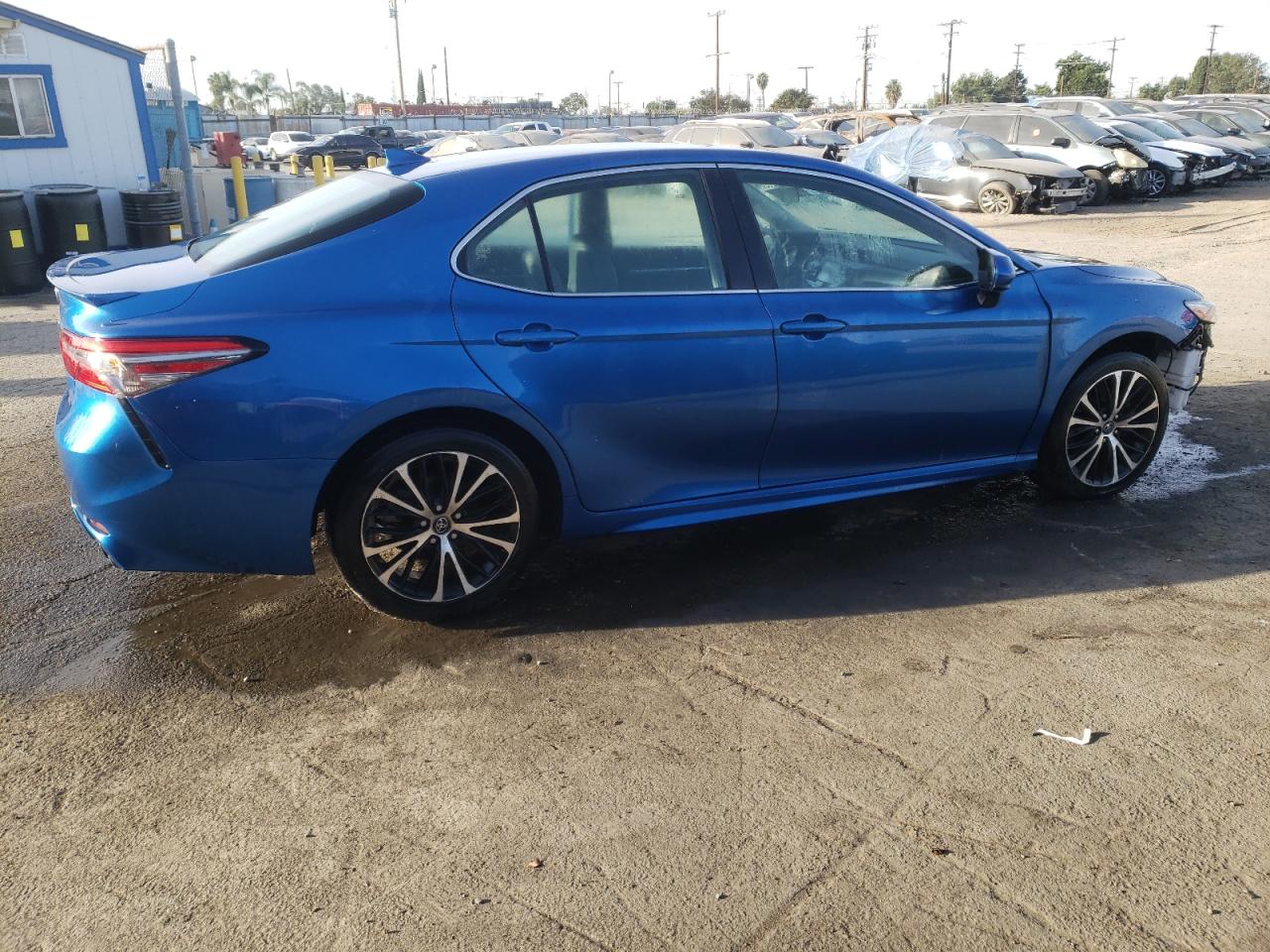 Изображение 3 2019 TOYOTA CAMRY L 2019 с VIN 4T1B11HK1KU285820