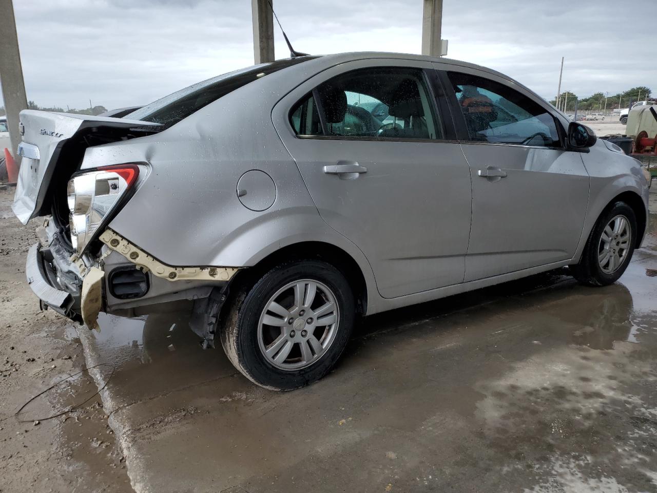 Изображение 3 2014 CHEVROLET SONIC LT 2014 с VIN 1G1JC5SH3E4175749