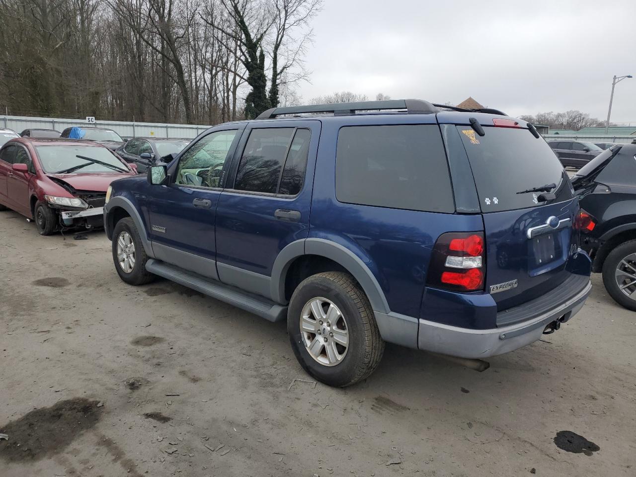 Изображение 2 2006 FORD EXPLORER XLT 2006 с VIN 1FMEU73E66UB29819