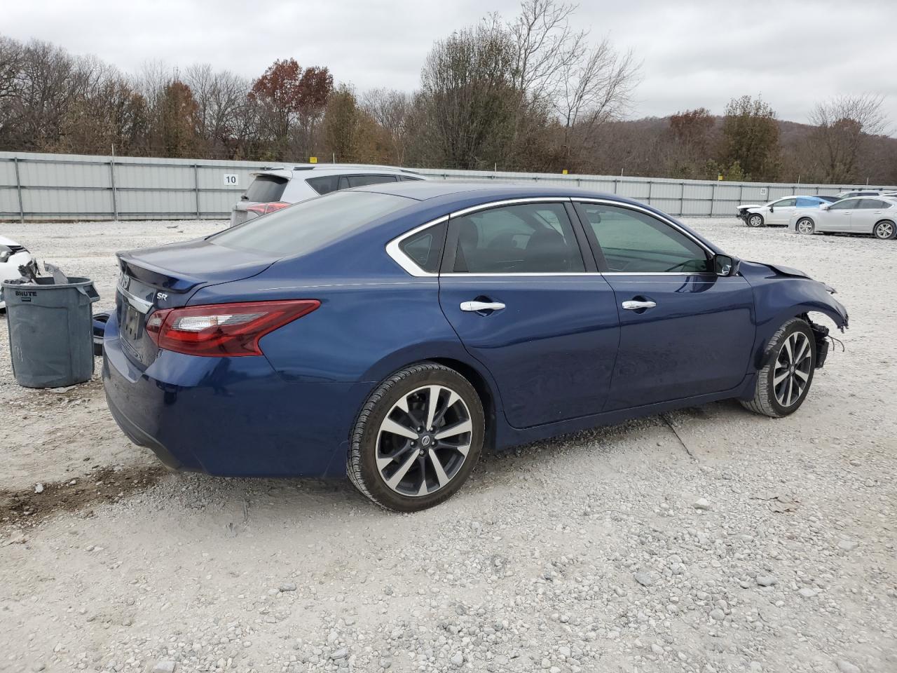 Изображение 3 2017 NISSAN ALTIMA 2.5 2017 с VIN 1N4AL3AP7HN312586