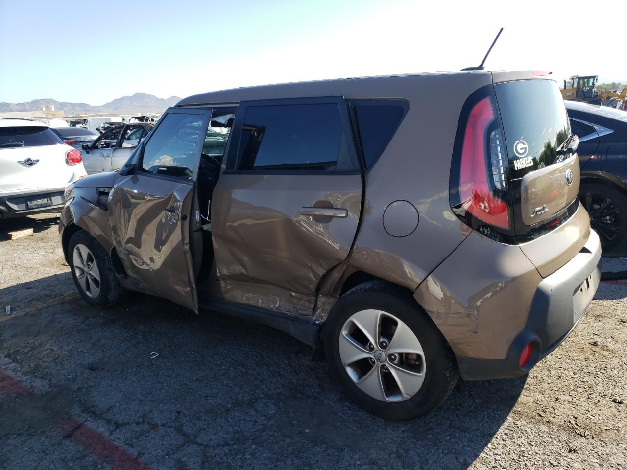 Изображение 2 2014 KIA SOUL  2014 с VIN KNDJN2A2XE7053823