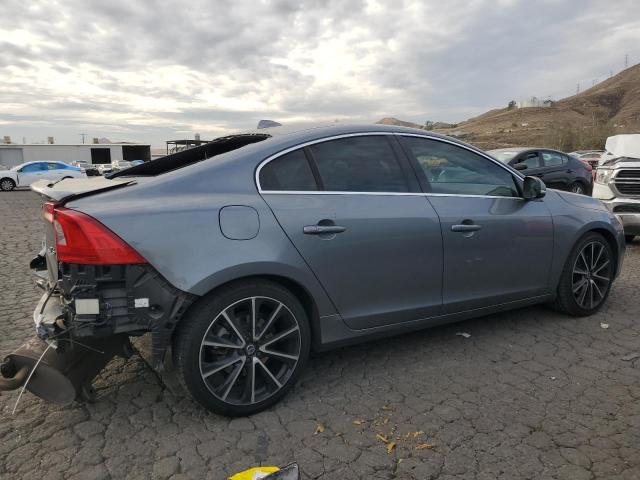 Image 3 of 2016 VOLVO S60 PREMIER 2016 with VIN YV149MFKXG2395157