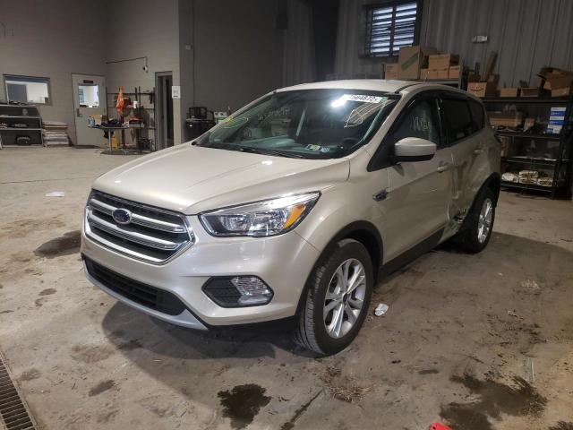 Image 2 of 2017 FORD ESCAPE SE 2017 with VIN 1FMCU9GD2HUD57386