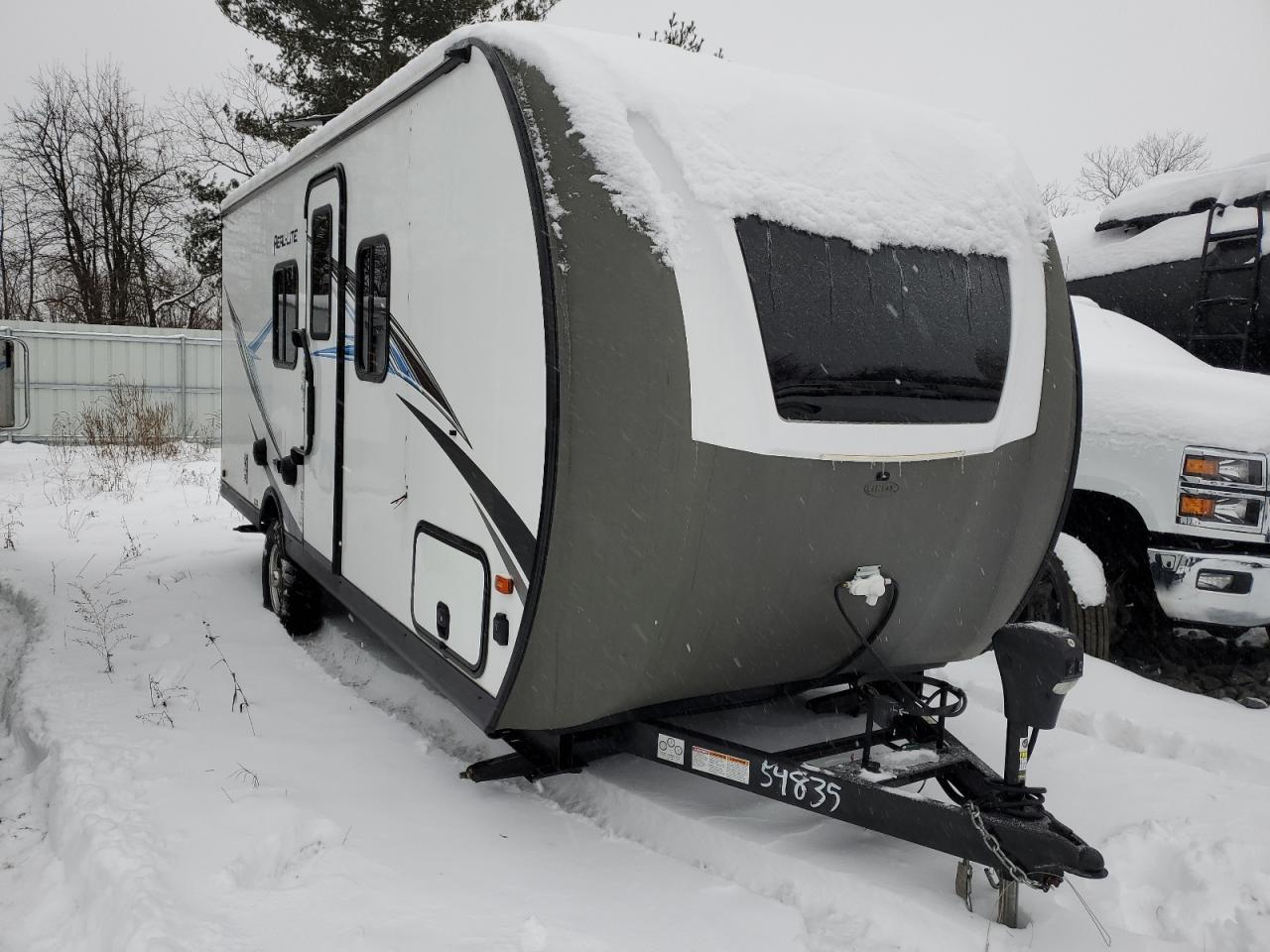 Obraz 2021 WILDWOOD REAL-LITE 2021