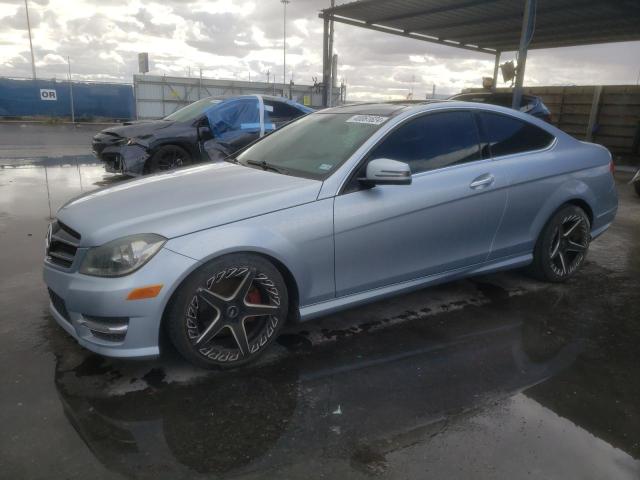 Obraz 1 z 2013 MERCEDES-BENZ C 250 2013 z VIN WDDGJ4HB3DG058387
