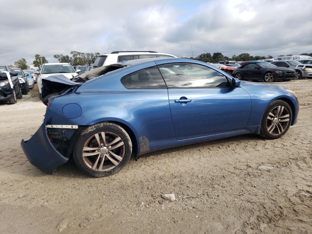 Изображение 3 2010 INFINITI G37 BASE 2010 с VIN JN1CV6EK3AM104328