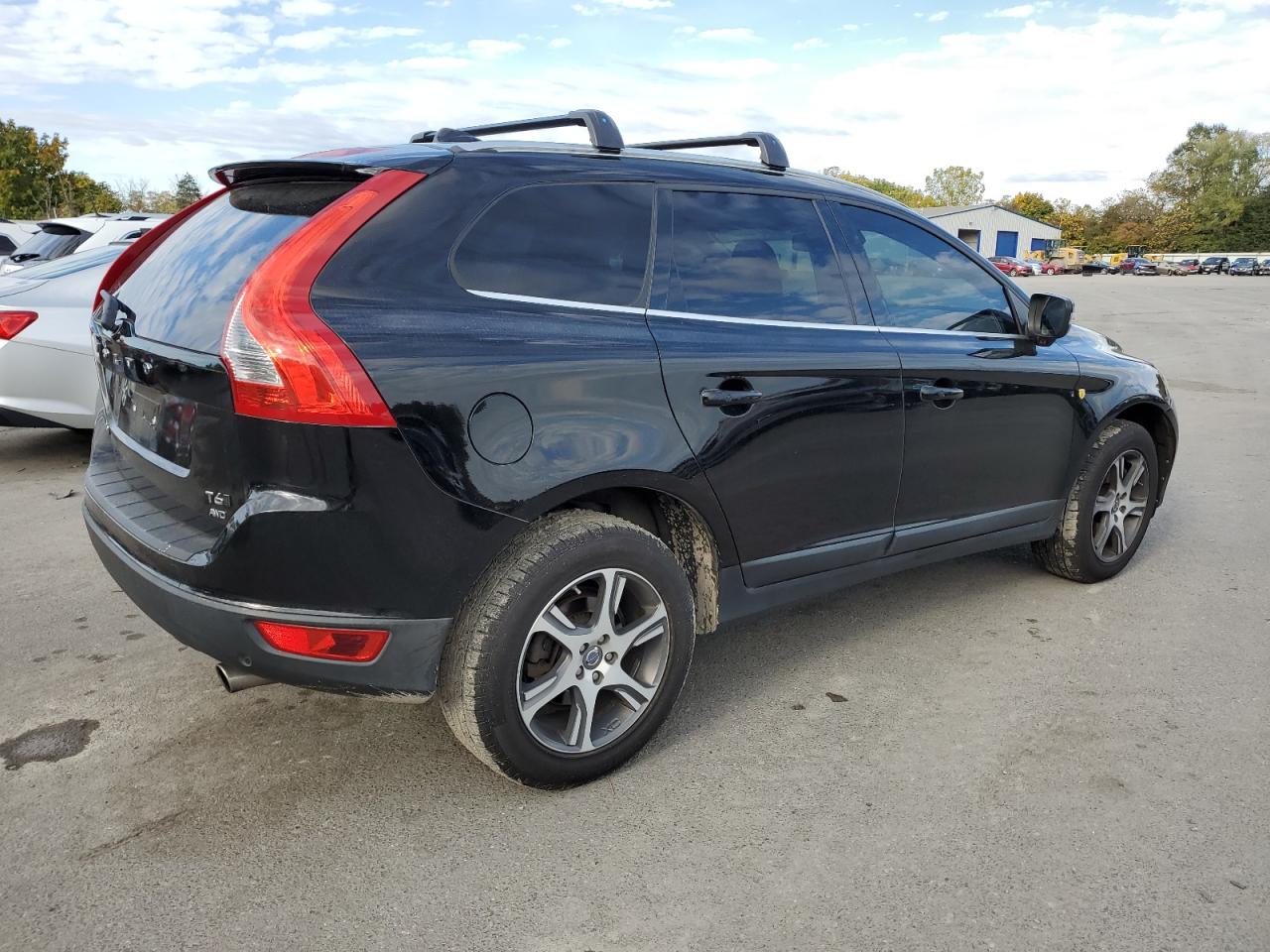Obraz 3 z 2013 VOLVO XC60 T6 2013 z VIN YV4902DZ4D2382813