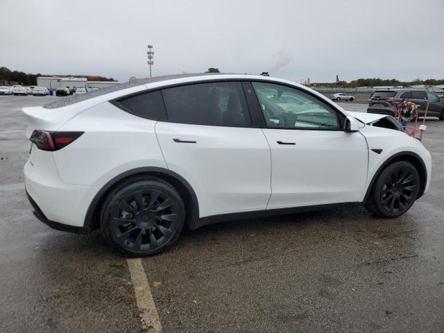 Obraz 3 z 2021 TESLA MODEL Y  2021 z VIN 5YJYGDEE8MF202764