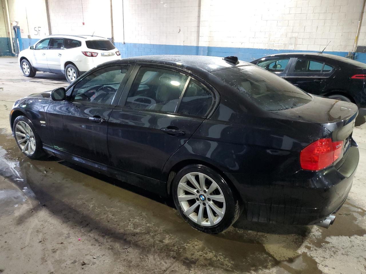 Изображение 2 2011 BMW 328 XI 2011 с VIN WBAPK7C51BF085176