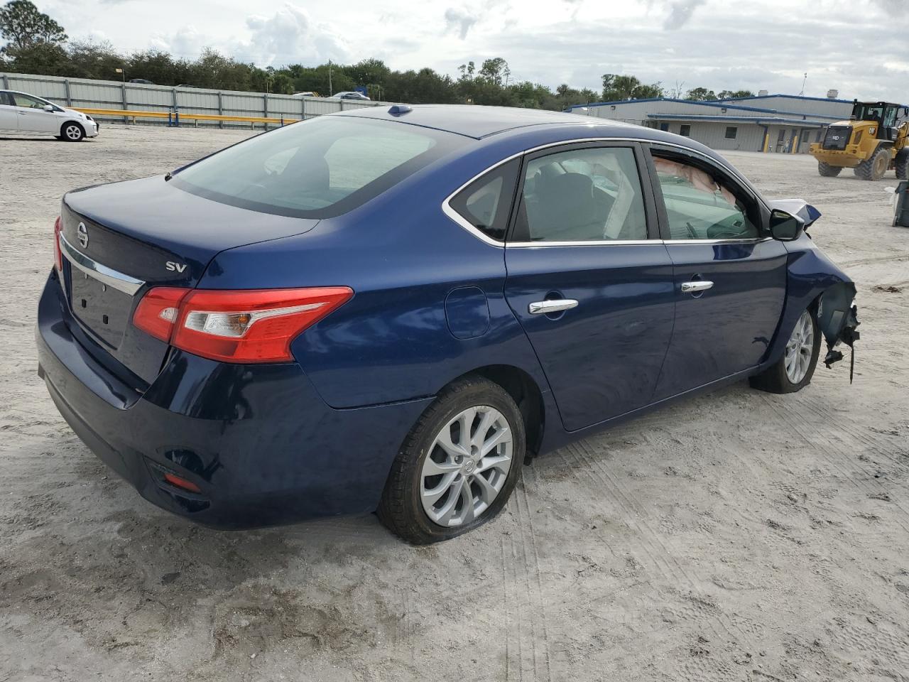 Obraz 3 z 2019 NISSAN SENTRA S 2019 z VIN 3N1AB7AP2KY363348