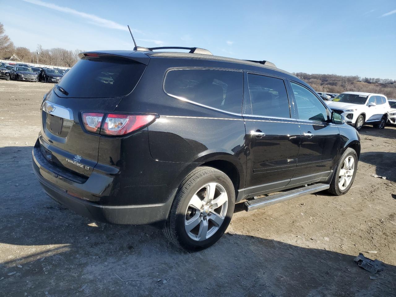 Изображение 3 2016 CHEVROLET TRAVERSE LT 2016 с VIN 1GNKRGKD2GJ146533