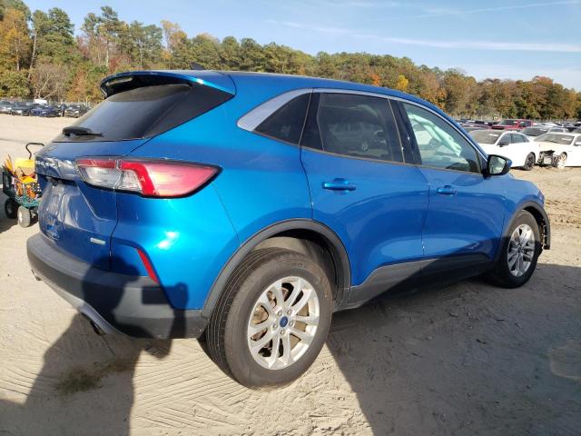 Image 3 of 2020 FORD ESCAPE SE 2020 with VIN 1FMCU0G62LUB92901