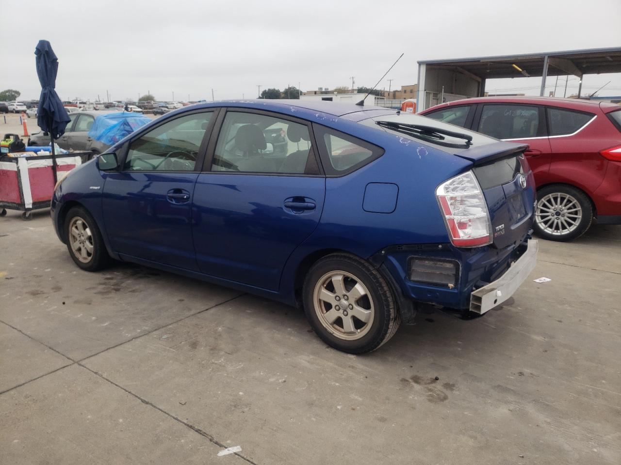 Image 2 of 2008 TOYOTA PRIUS  2008 with VIN JTDKB20U587773132