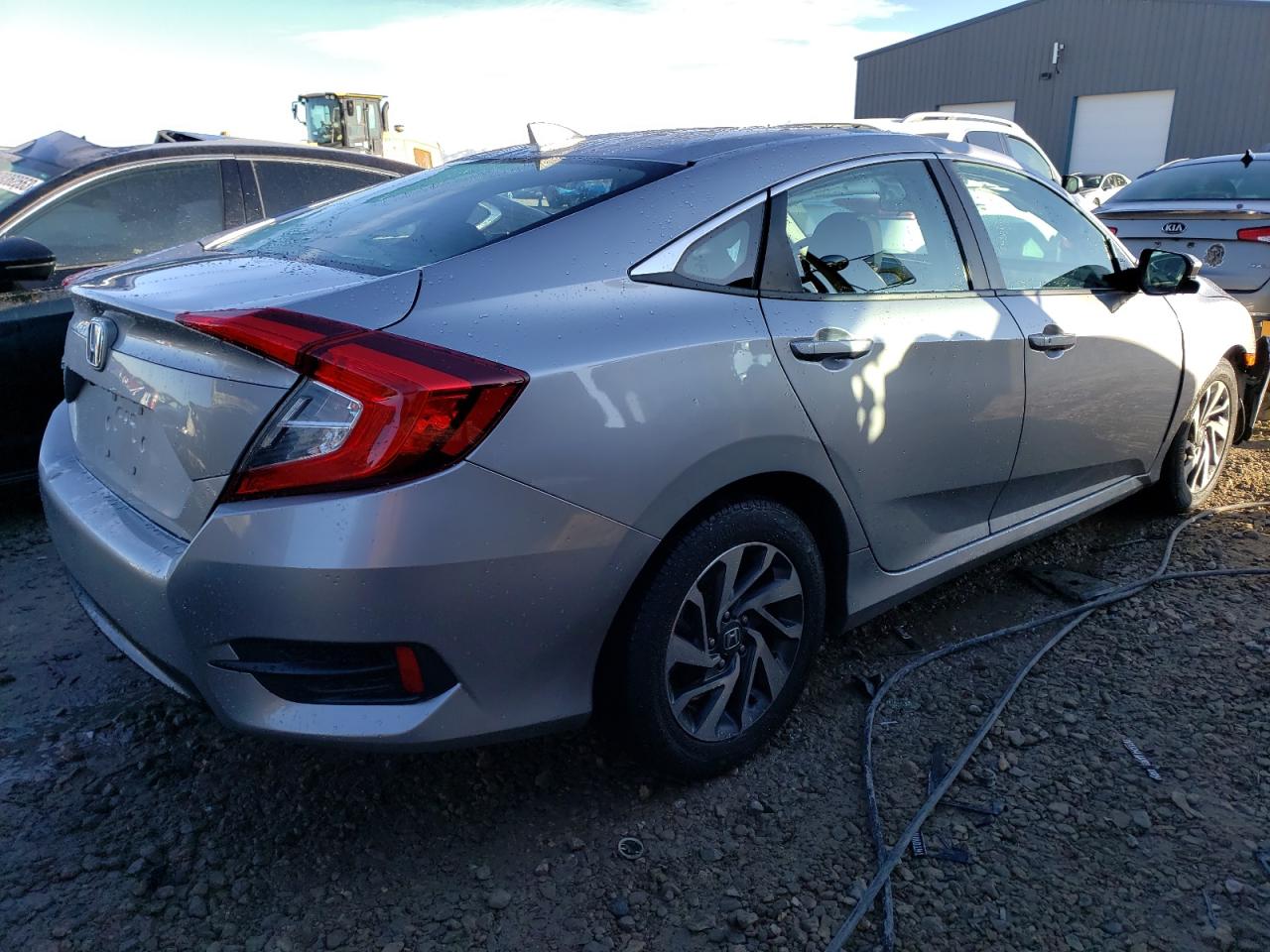 Изображение 3 2017 HONDA CIVIC EX 2017 с VIN 19XFC2F7XHE028330