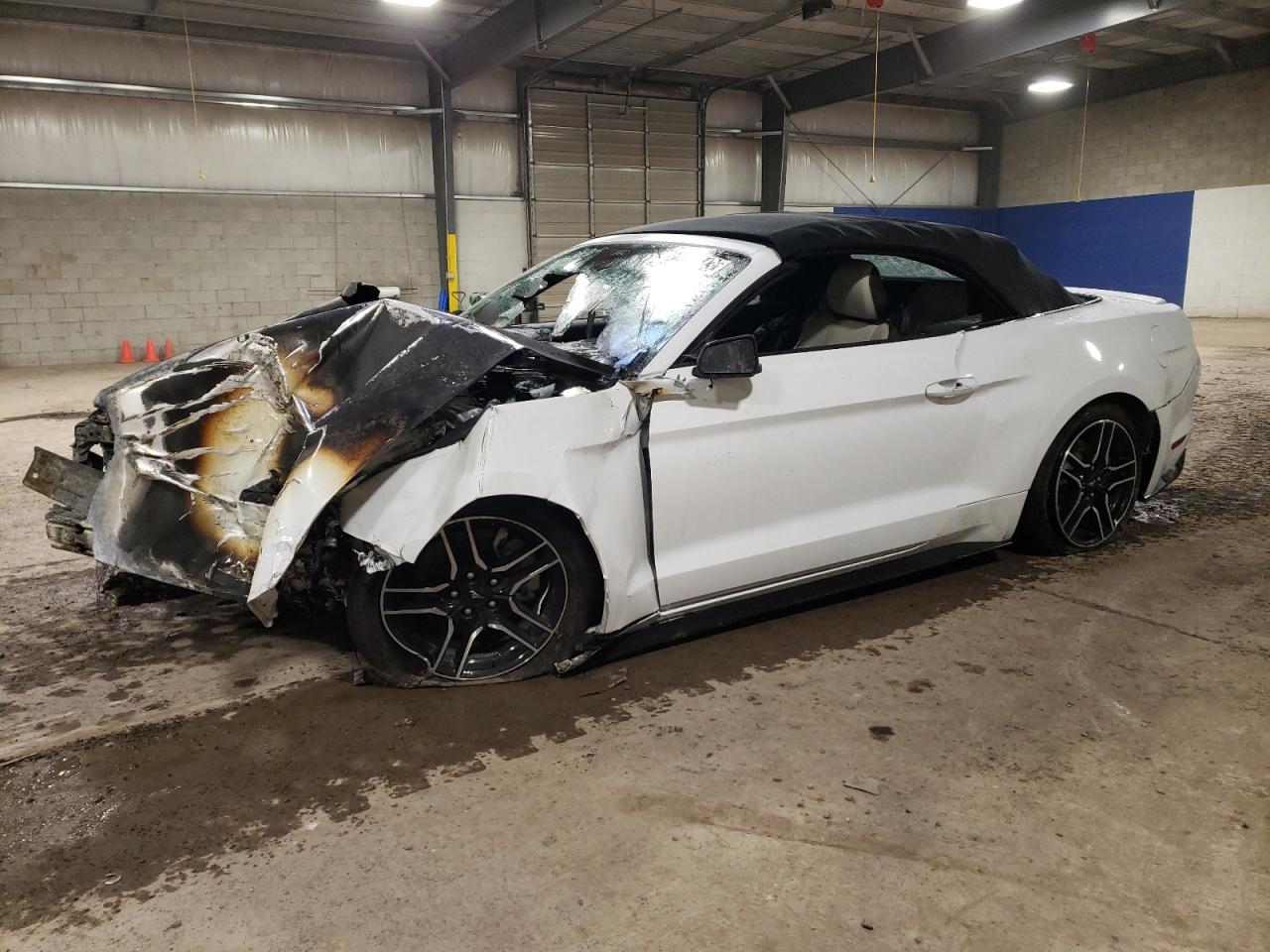 Изображение 2023 FORD MUSTANG  2023