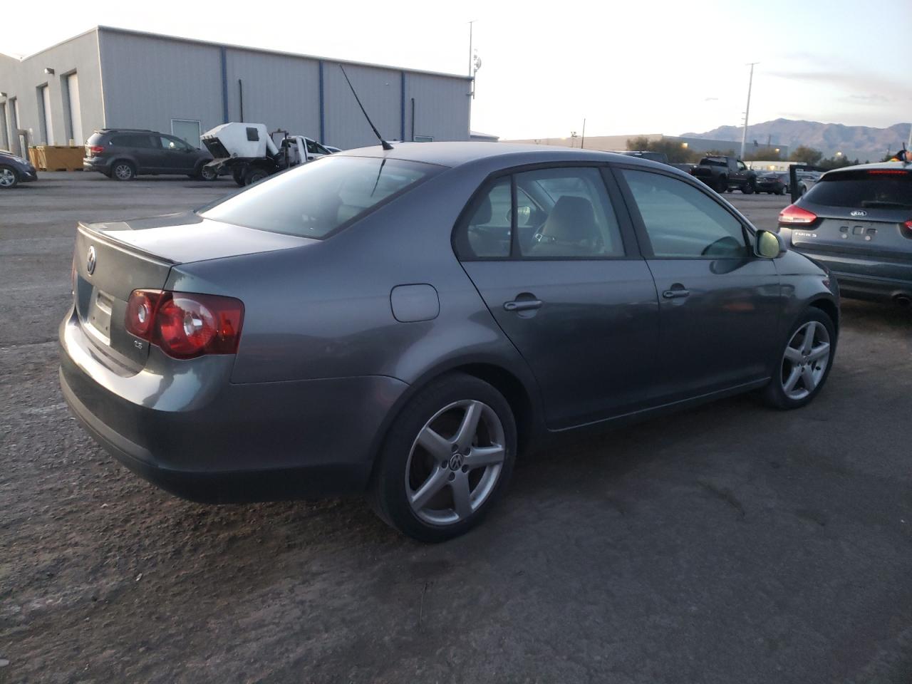 Image 3 of 2010 VOLKSWAGEN JETTA LIMITED 2010 with VIN 3VWAZ7AJ5AM114713