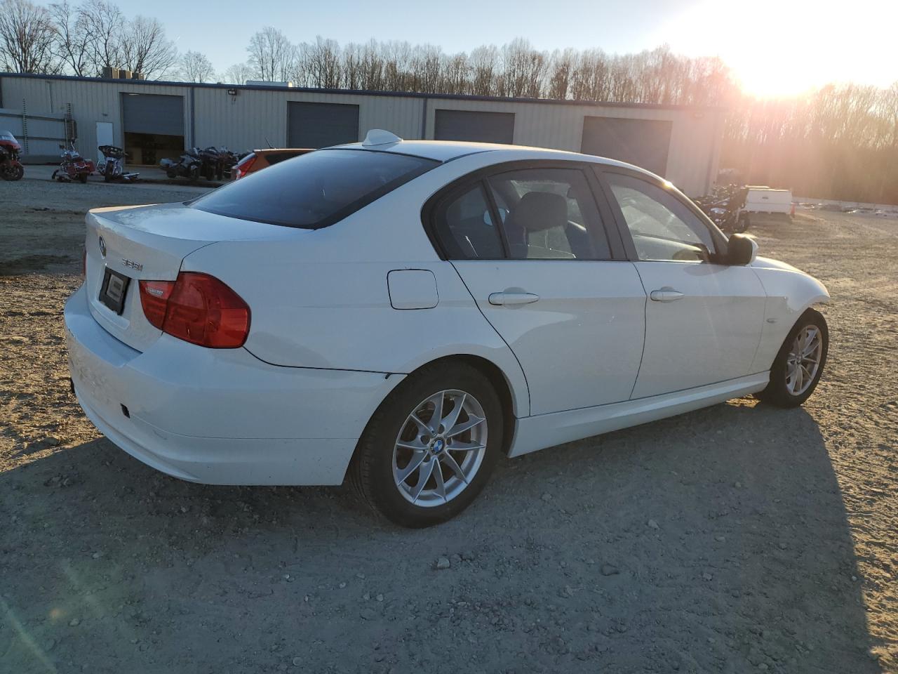Obraz 3 z 2010 BMW 328 I 2010 z VIN WBAPH7G51ANM48699