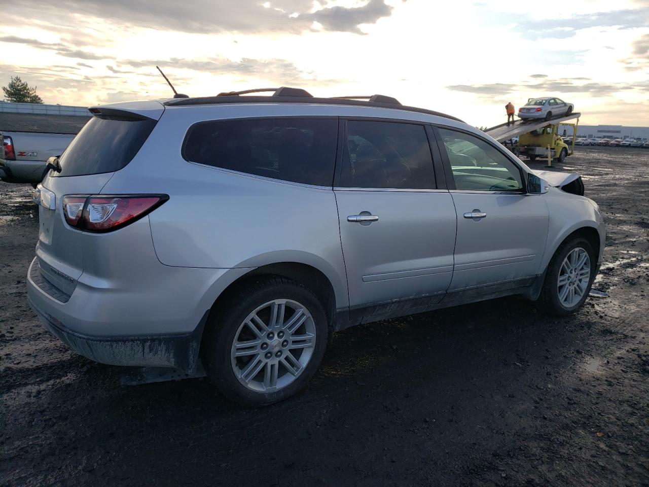 Изображение 3 2015 CHEVROLET TRAVERSE LT 2015 с VIN 1GNKVGKD5FJ388243