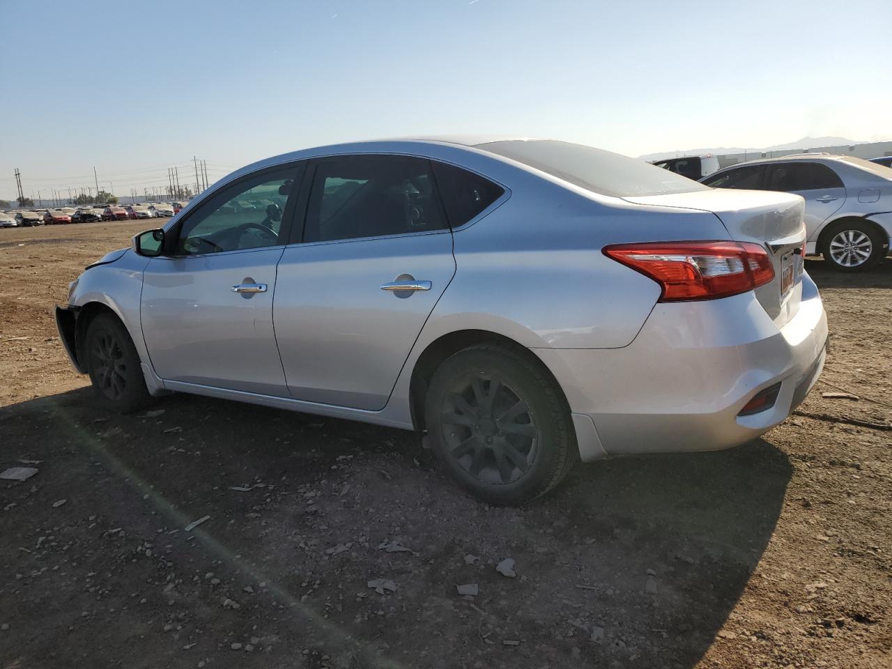 Obraz 2 z 2016 NISSAN SENTRA S 2016 z VIN 3N1AB7AP1GY259733