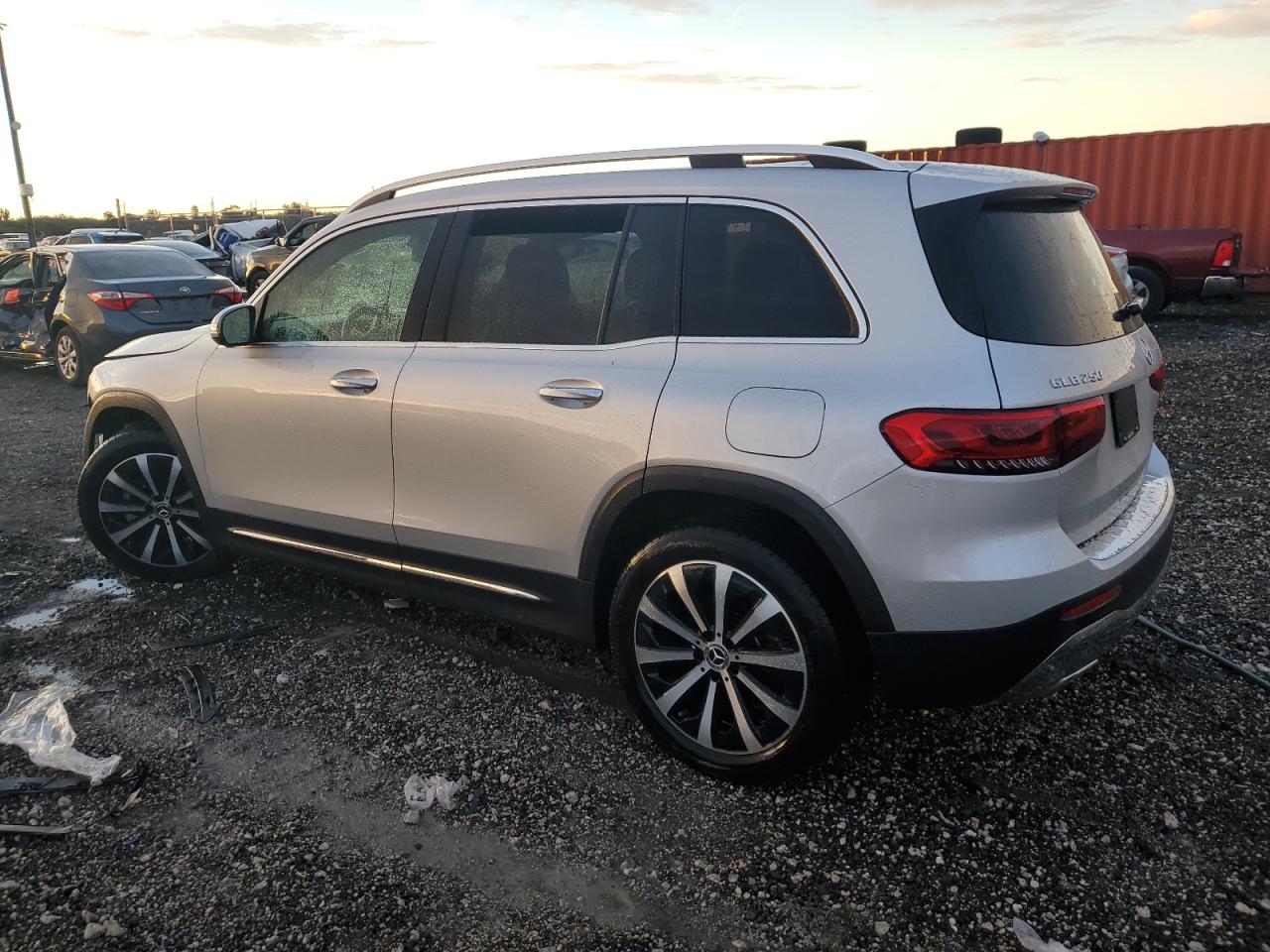 Image 2 of 2023 MERCEDES-BENZ GLB 250 4MATIC 2023 with VIN W1N4M4HB6PW263130