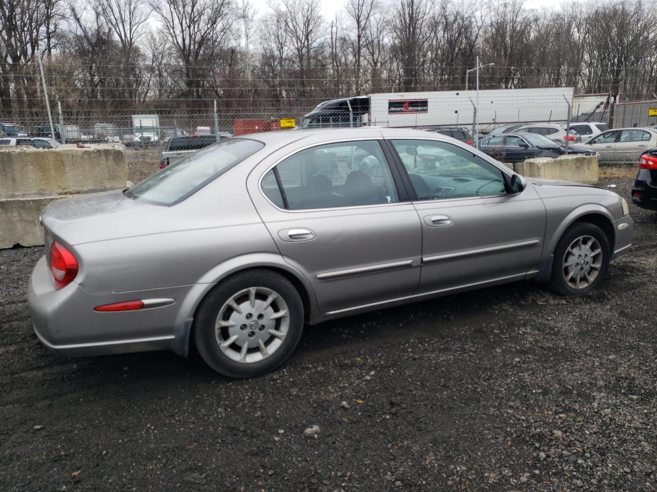 Obraz 3 z 2000 NISSAN MAXIMA GLE 2000 z VIN JN1CA31A9YT030792