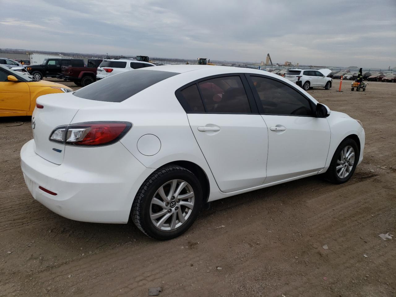 Obraz 3 z 2013 MAZDA 3 I 2013 z VIN JM1BL1W78D1729387