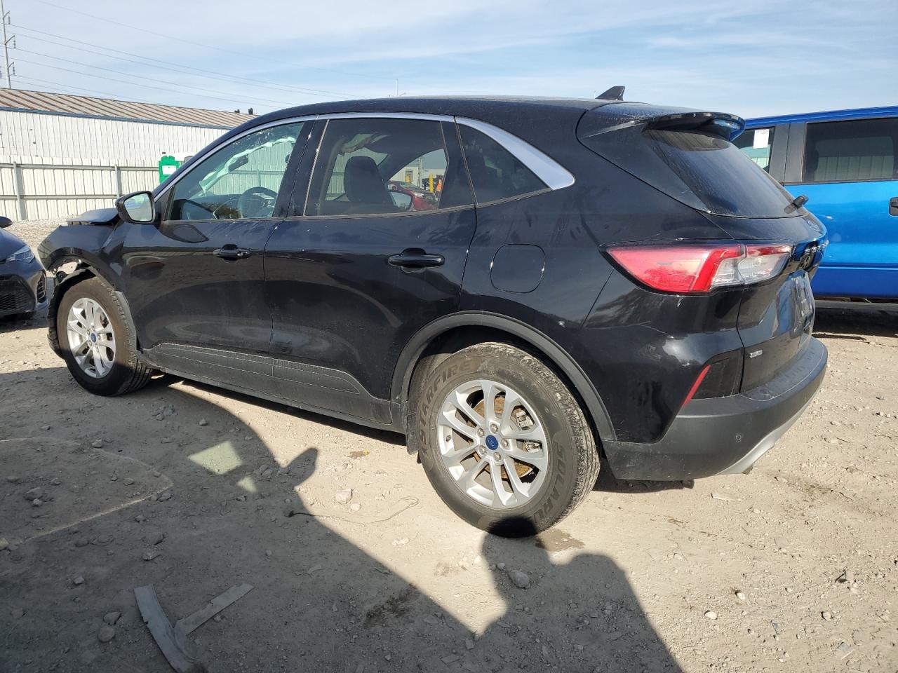 Image 2 of 2020 FORD ESCAPE SE 2020 with VIN 1FMCU0G66LUB13164