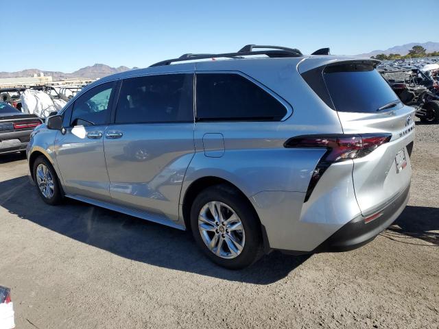 Изображение 2 2023 TOYOTA SIENNA XLE 2023 с VIN 5TDJRKEC0PS174151