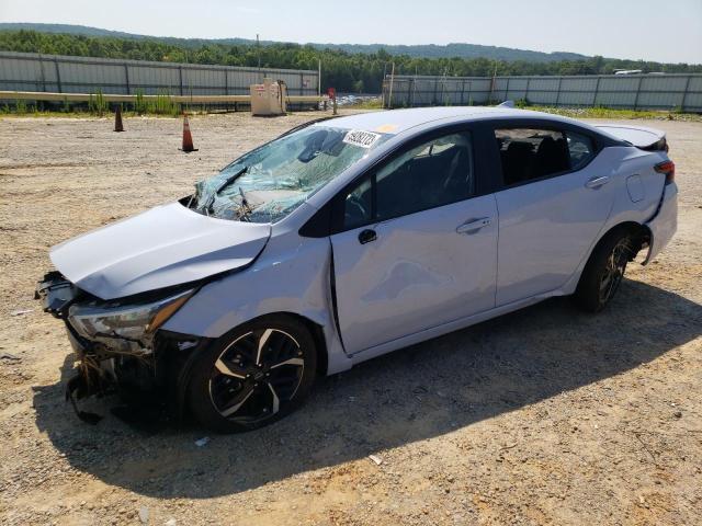Obraz 1 z 2023 NISSAN VERSA SR 2023 z VIN 3N1CN8FV4PL825734
