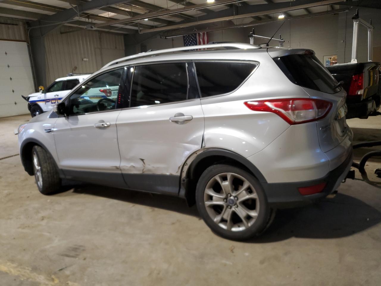 Obraz 2 z 2014 FORD ESCAPE TITANIUM 2014 z VIN 1FMCU9J9XEUD99224